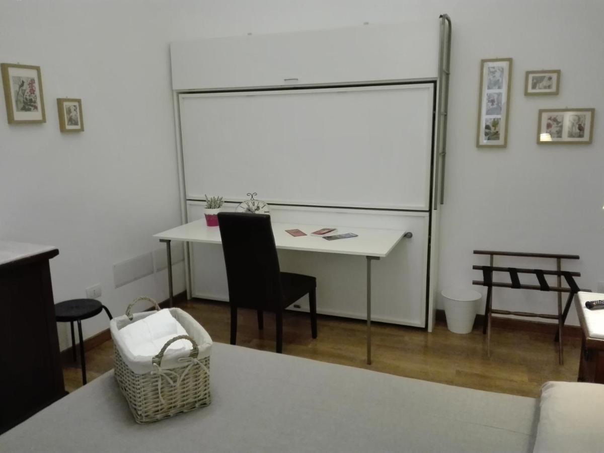 Napoli Pietrasanta Lt Bed & Breakfast Екстериор снимка