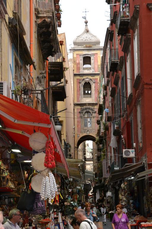 Napoli Pietrasanta Lt Bed & Breakfast Екстериор снимка