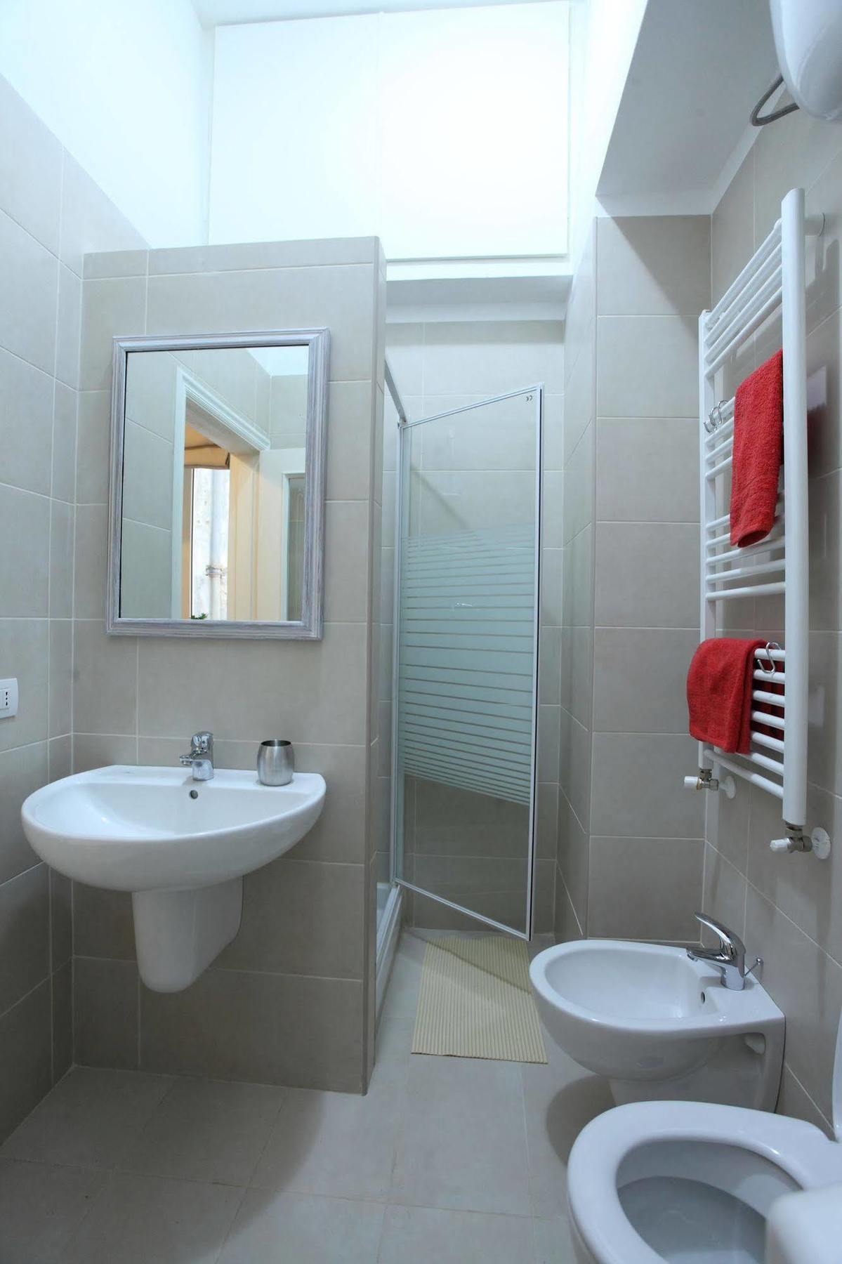 Napoli Pietrasanta Lt Bed & Breakfast Екстериор снимка